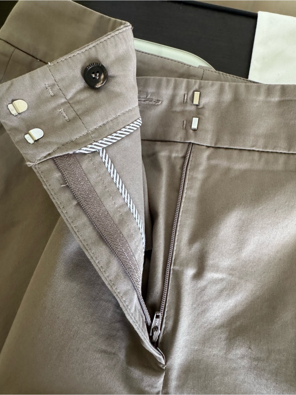 PESERICO Women Beige Cotton Pants 8/44 EUC - Picture 6 of 9